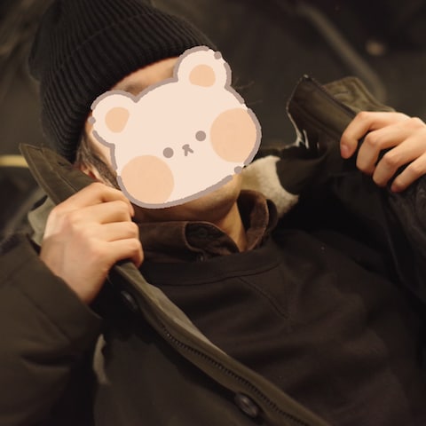 アウターをはおる