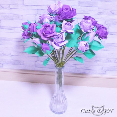折り紙の薔薇　紫系統で蕾から開花