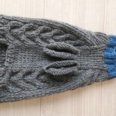 ワンちゃんのセーター、編み物代行致します