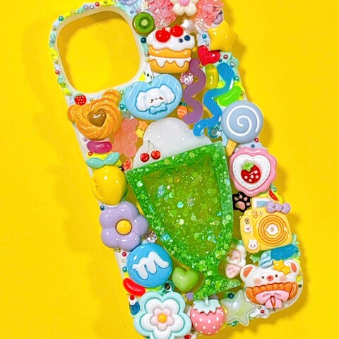 デコスマホケース