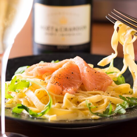 飲食店に出張して料理撮影