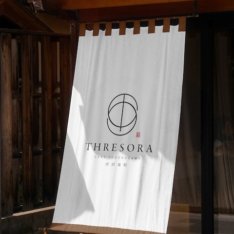 THRESORA様 ロゴデザイン