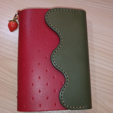 イチゴのシステム手帳(M5)