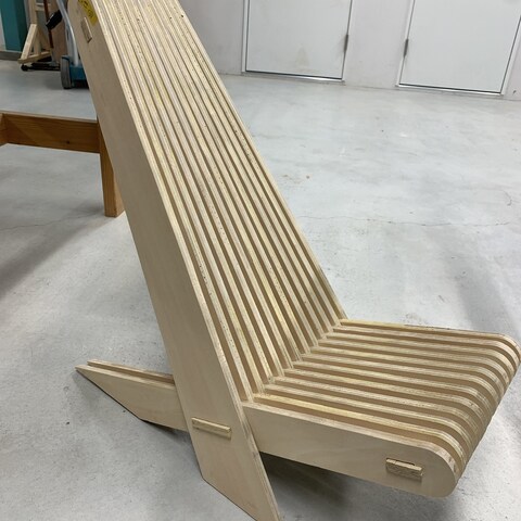 学校課題「木組みの椅子」