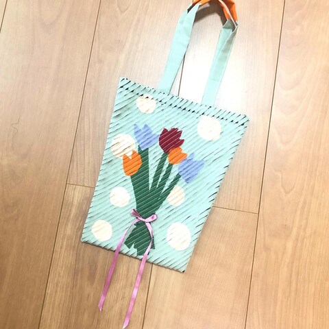 バックデザイン