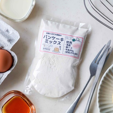 パンケーキミックスの商品写真（商品パッケージ）の撮影