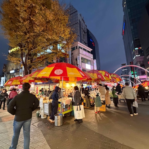 韓国の釜山の屋台