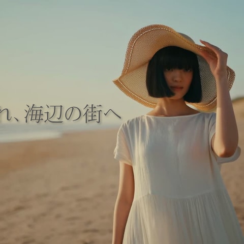 Canvaショート動画制作(夏の夕暮れの海辺ショート動画)