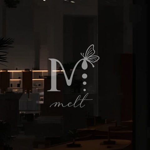 【melt様】ロゴデザインの制作