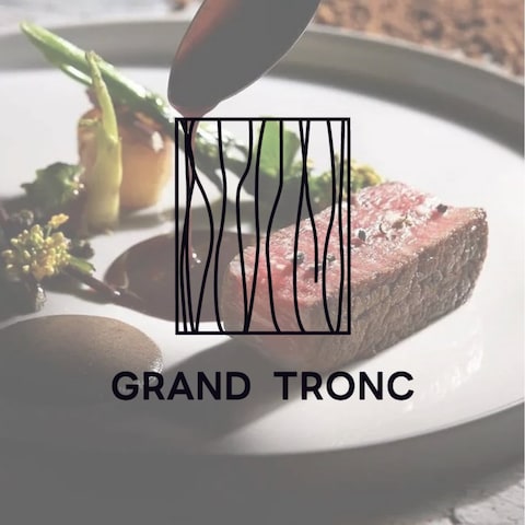 GRAND TRONC　店舗ロゴ