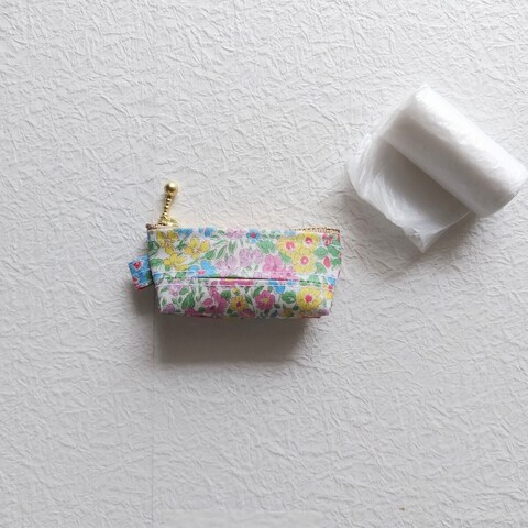 携帯用ごみ袋ケース