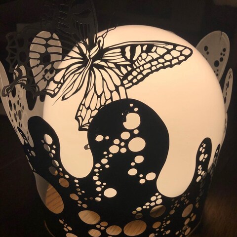蝶のデザインシェード