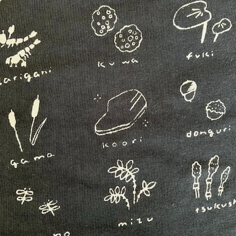 Tシャツ　自然モチーフ