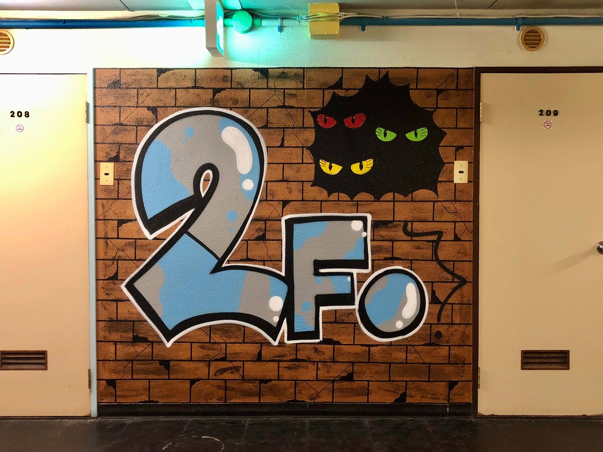2F