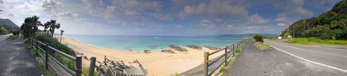 奄美大島の海岸(iPhoneで撮影)
