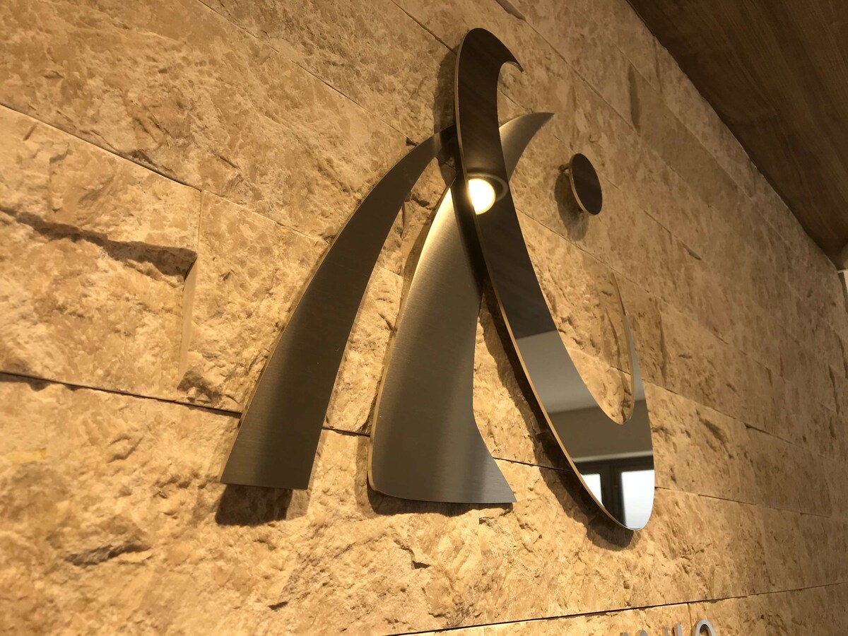 カウンターバックサイン