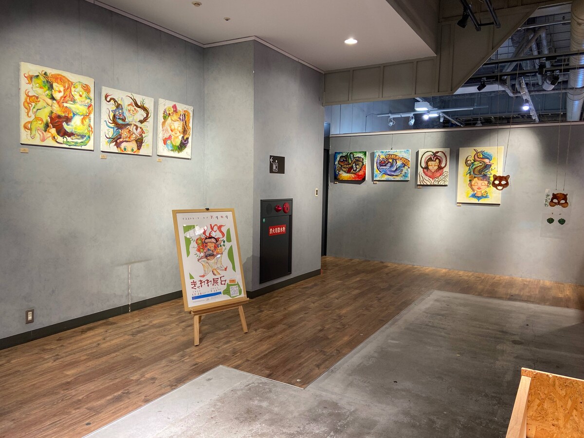 大阪　心斎橋　OPAでの　個展