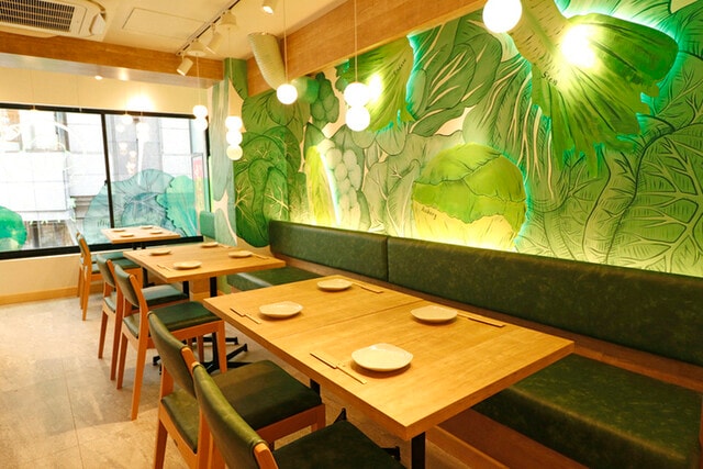 菜食酒場　レタスや　新宿三丁目店　内装デザイン