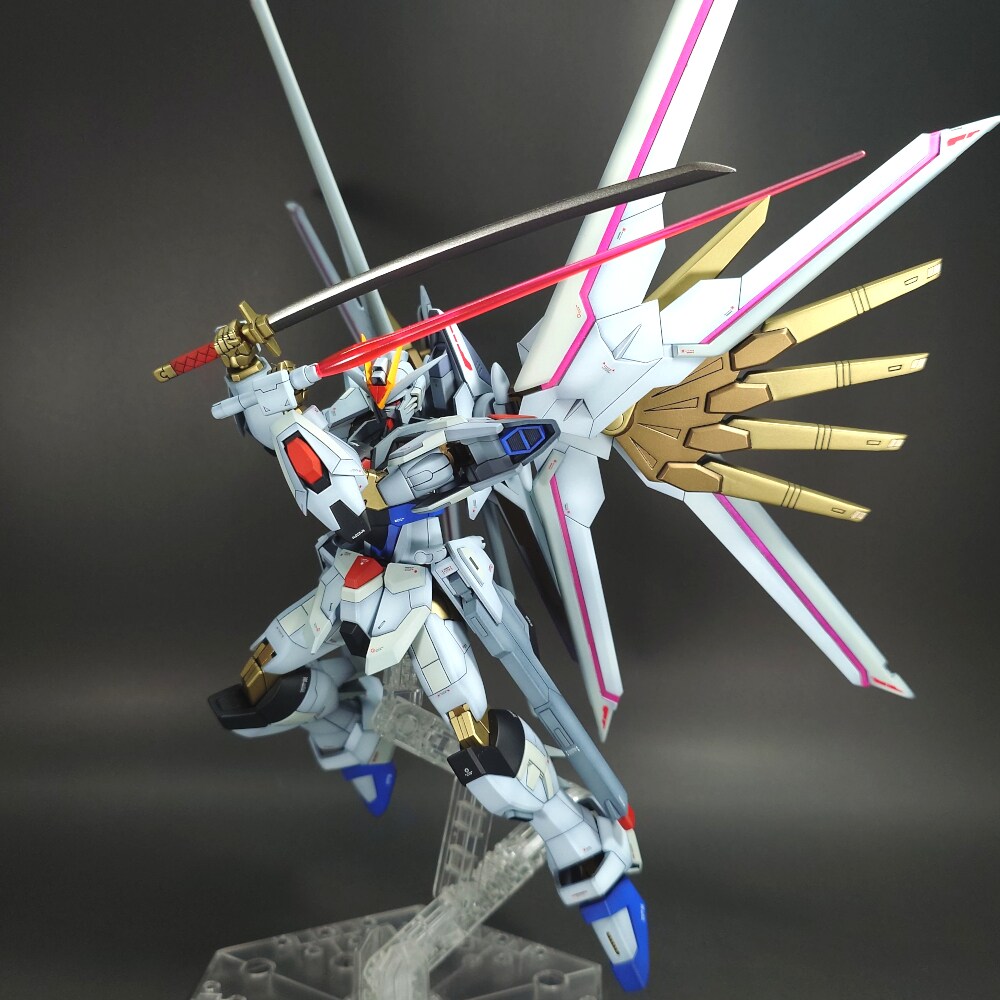 HG 1/144 マイティーストライクフリーダムガンダム