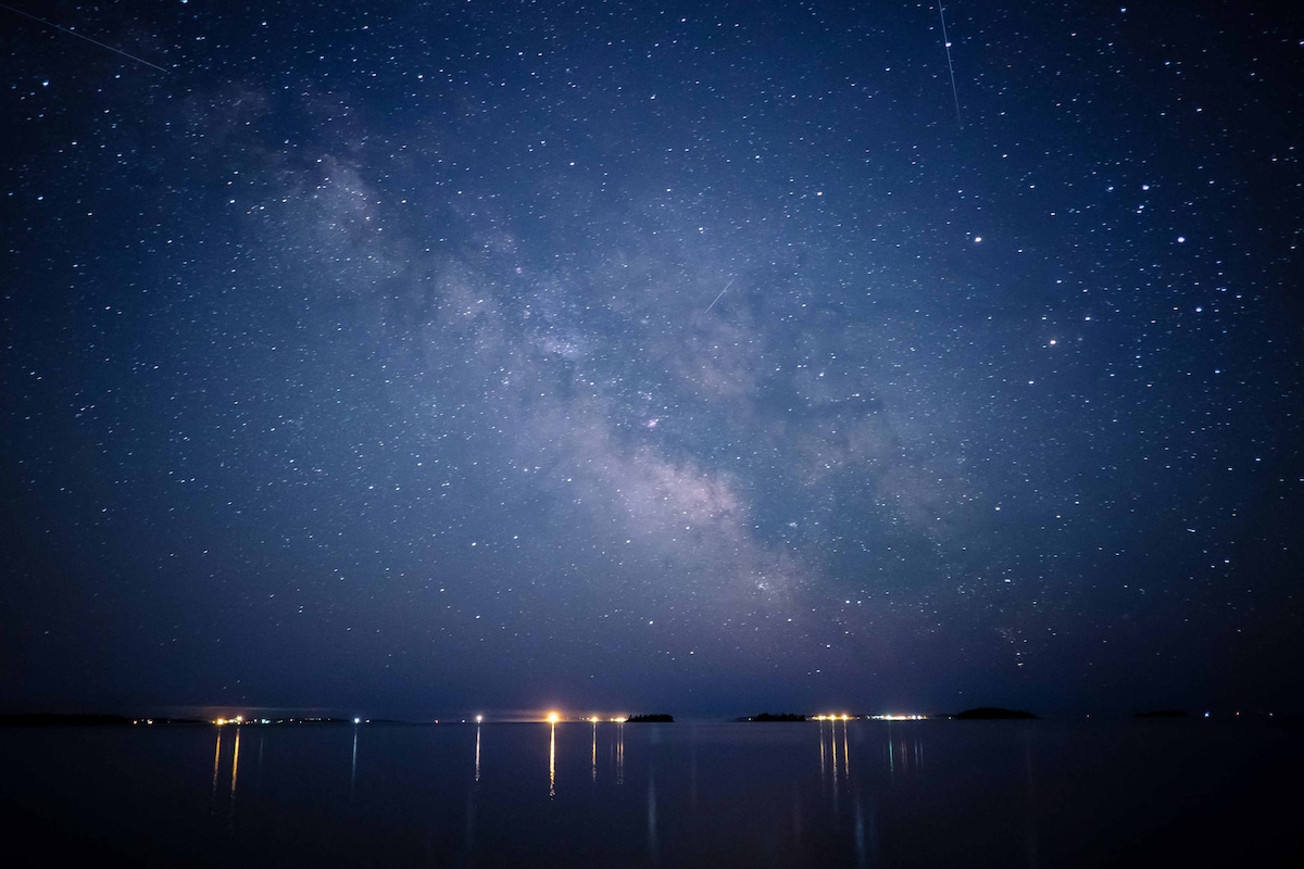 夜空を見上げるように。孤独を溶かす安らぎの対話